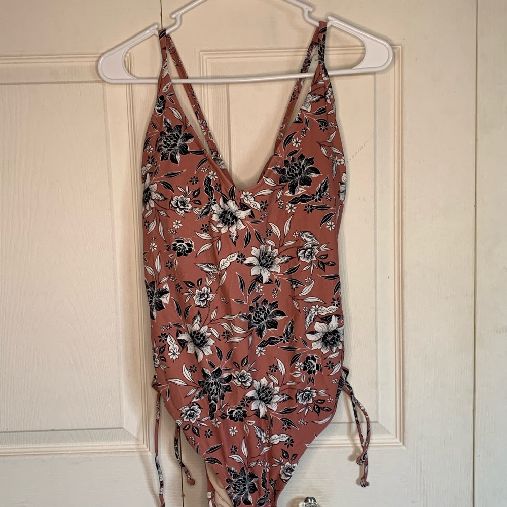 Kana Sol floral swim suit